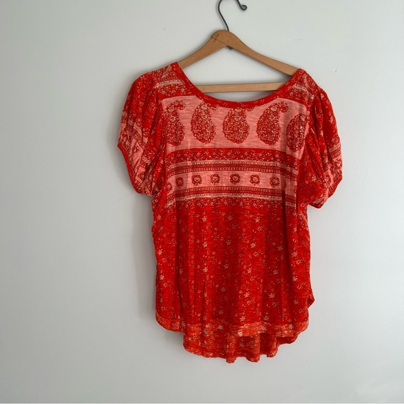 Free People Paisley Print Scoop Back T-Shirt Size Small - Picture 1 of 8